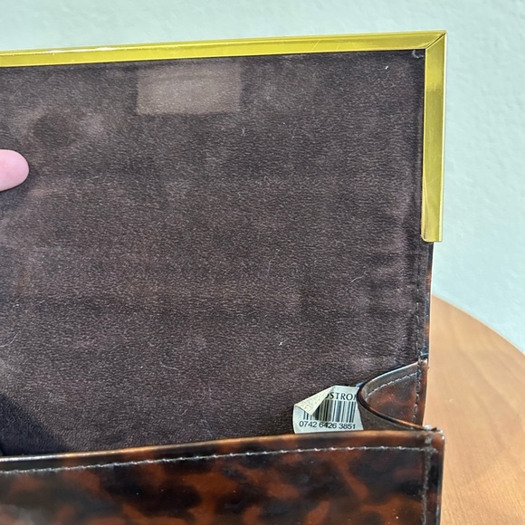 Tory Burch Sunglass Case Magnetic Leopard Animal Tortoise Print Glasses Holder - Picture 8 of 8